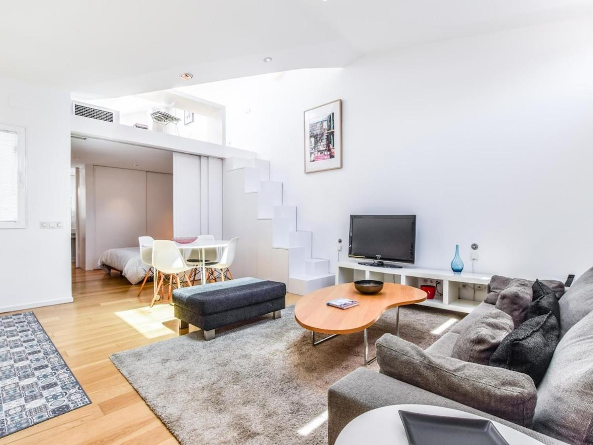 Apartamento De Diseno De Lujo En Lavapies Alquiler Temporal Madrid Ngoại thất bức ảnh