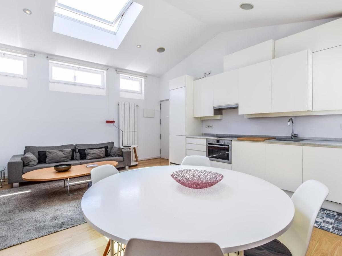 Apartamento De Diseno De Lujo En Lavapies Alquiler Temporal Madrid Ngoại thất bức ảnh